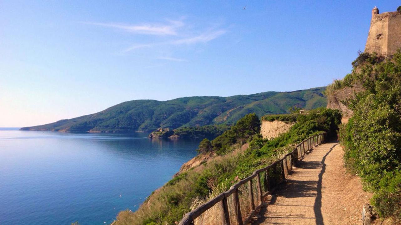 Sogno Azzurro Apartment Porto Azzurro Bagian luar foto