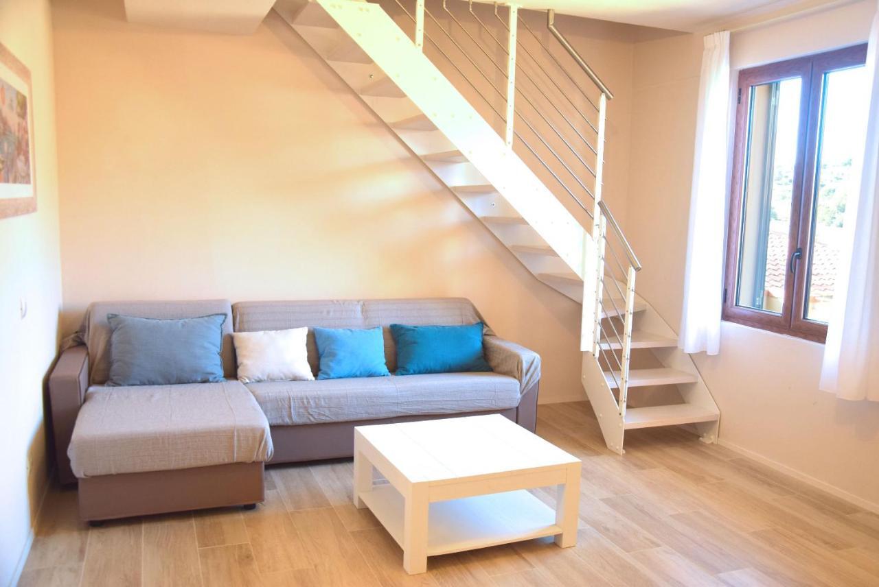 Sogno Azzurro Apartment Porto Azzurro Bagian luar foto