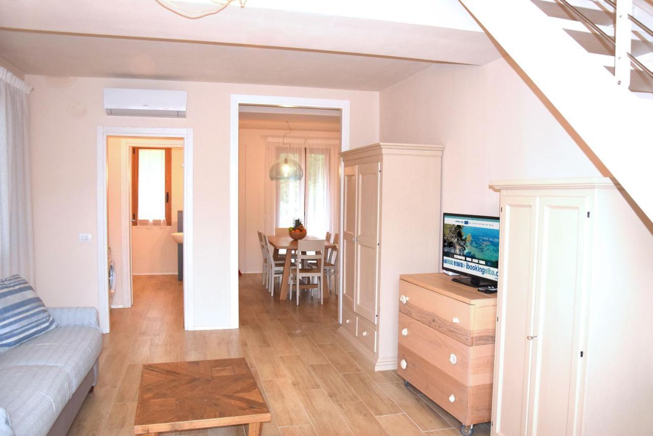 Sogno Azzurro Apartment Porto Azzurro Bagian luar foto